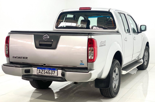Nissan Frontier S 4X4