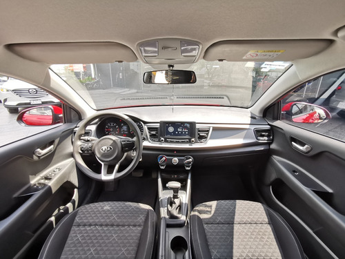 Imagen 8 de 13 de Kia Rio Lx Hb 7053