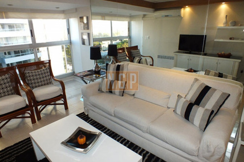 Divino Impecable Con Servicios- Ref: 14439