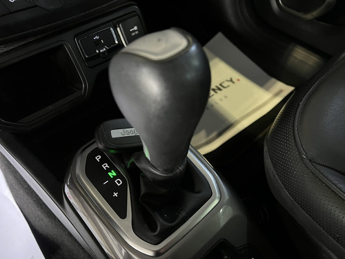Jeep Renegade 1.8 16V FLEX LIMITED 4P AUTOMÁTICO