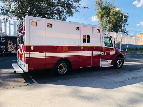 Imagen 7 de 15 de Freightliner 2009 Ambulancia T9 Diesel