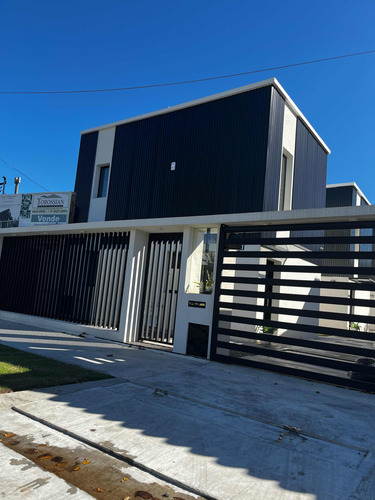 Duplex Ph 3 Ambientes Con 2 Cochera Lomas De Zamora