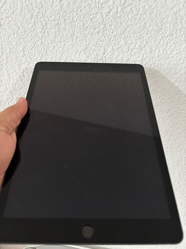 Ipad 9 Generacion Wifi 64gb Space Gray Gris Oscuro (Usado)