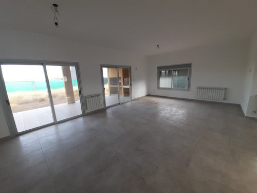 Imagen 9 de 21 de Casa A Estrenar En Venta Las Cañitas 2