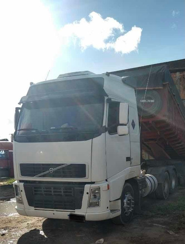 Imagem 4 de 7 de Volvo Fh