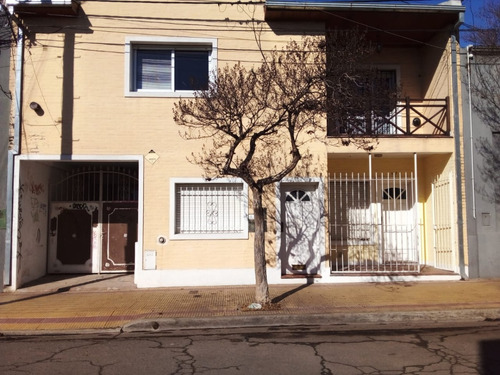 Vendo En Tandil Hermoso Y Amplio Ph Sin Expensas!!!! En Pb, A 3 Cuadras Del Centro Y Del Calvario. Aproveche Financio!!!!!