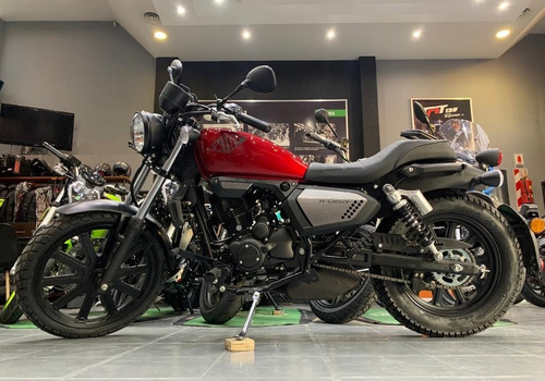 Imagen 1 de 23 de Keeway K-light 202 0km - Ahora 18 - Milano Motos
