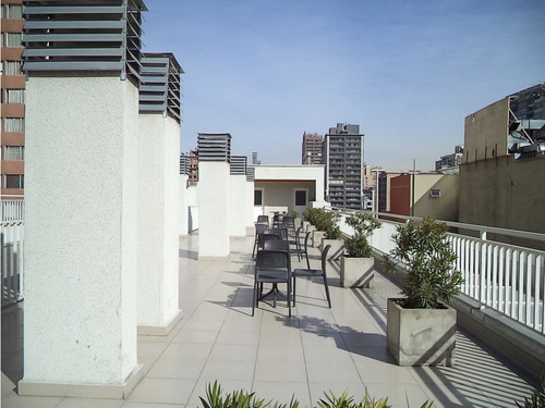 Arriendo Metro Santa Lucia / Carmen / Marin