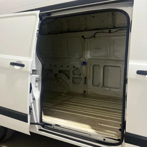 Ford Transit 2.2 Van Larga Techo Alto Custom Mt