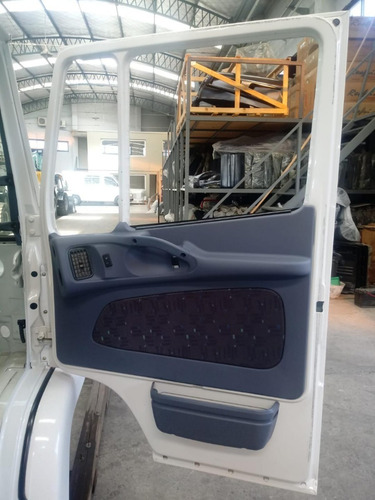 Imagen 11 de 12 de Cabina Mercedes Benz 1634 0km Original.