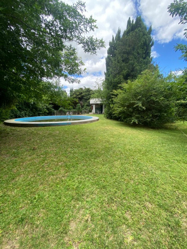 Casa Quinta En Venta De 1160m2 Ubicado En La Plata