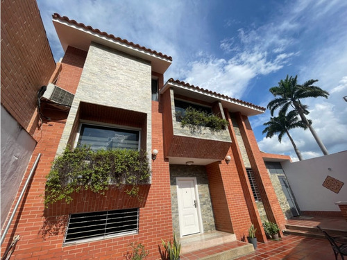 Casa En Venta En Trigal Norte, Las Clavellinas Gr-8197952