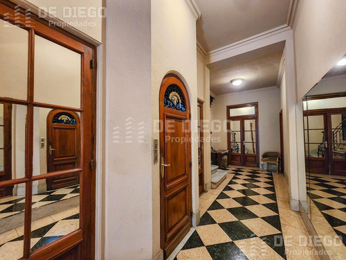 Departamento Estilo Frances De 7 Ambientes En Venta A Pocos Metros De Plaza San Martin, En Retiro