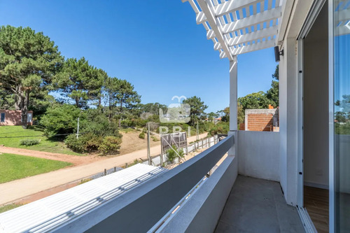 Casa 2 Dormitorios En Chihuahua, Punta Ballena - Ref : Pbi2378