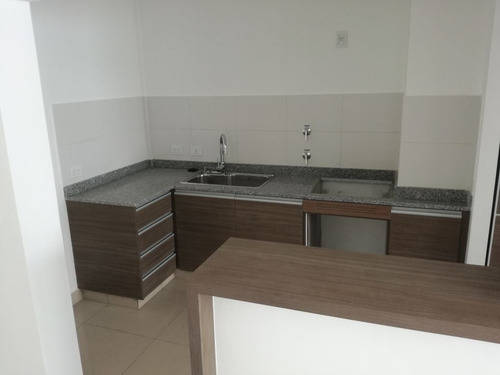 Imagen 7 de 15 de Vendo Excelentes Departamentos De 1 Dormitorio Con Quincho Y Piscina. Belgrano Al 200.