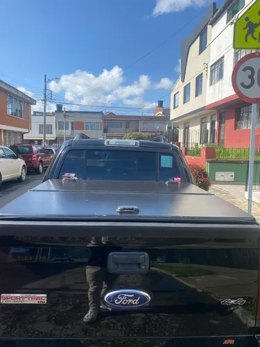 A Sport Trac 4x4 Pick Up Norteamericana