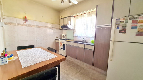 Imagen 7 de 30 de Casa 5 Ambientes Venta Piscina Cochera Ramos Mejia