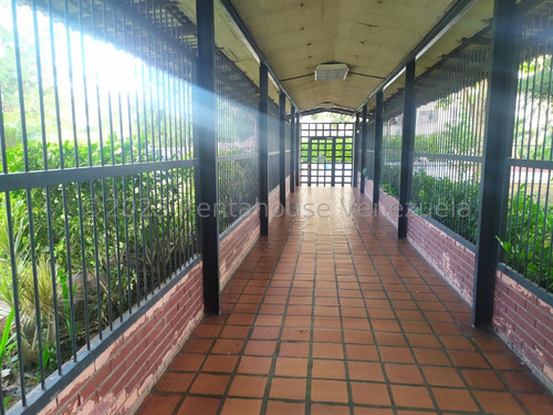 Sp Apartamento En Alquiler Las Trinitarias Barquisimeto Lara, Venezuela. 80 M²