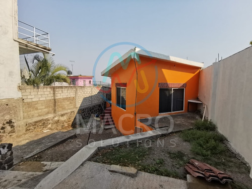 En Venta Amplia Casa En Fracc. Pedregal De Oaxtepec Cerca Del Centro Apta A Creditos