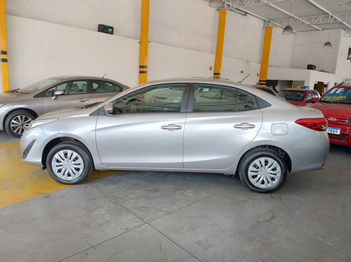 Toyota Yaris 1.5 Xl Plus Connect 16v Cvt 5p