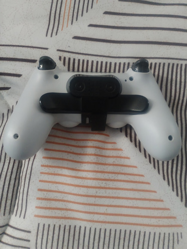 Venta De Ps4 Slim Con 660 Gb De Almacenamiento Con 3 Juegos (Usado)