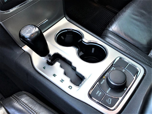 Imagem 11 de 15 de Jeep Grand Cherokee Limited 3.6 4x4 V6 Aut 2011