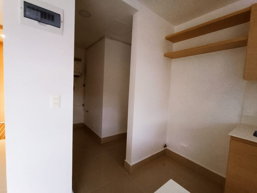 Imagen 5 de 19 de Se Vende Hermoso Apartamento En Loma Del Indio