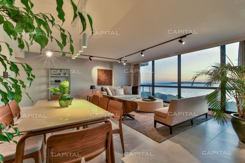 Imagen 2 de 8 de Oportunidad Apartamento Frente Al Mar - Punta Del Este Mansa