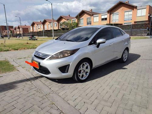 Ford Fiesta 1.6 Hatchback Automática