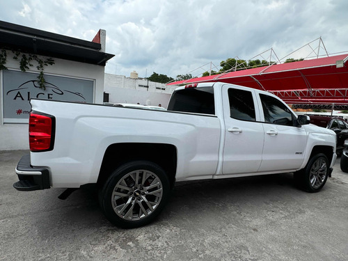 Chevrolet Silverado 5.4 2500 Cab Ext Ls V8 4x2 At