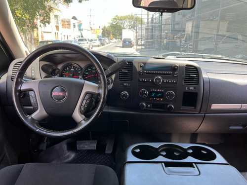 GMC Sierra 5.3 Crew Cabina Paq B 4x4 Mt