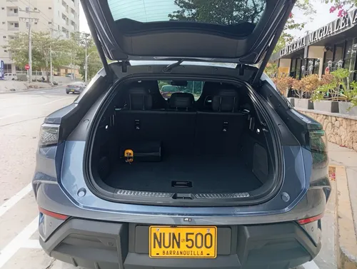 BYD Sealion 7