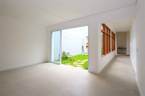 Imagem 10 de 30 de Casa De Vila Com 2 Suítes, 2 Vagas - Reo534257