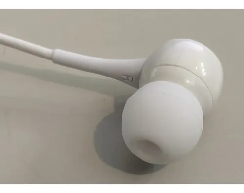 Fone De Ouvido Com Fio H´maston Cor Branco Fone De Ouvido Com Fio H´maston Cor Branco