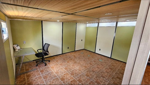 Renta De Oficinas Y/o Consultorios En Jardines De Atizapán