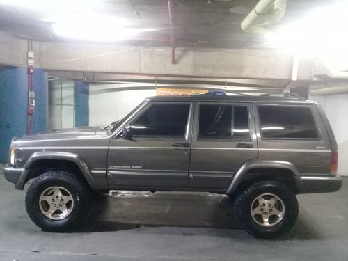 Jeep Cherokee Sport Wagon