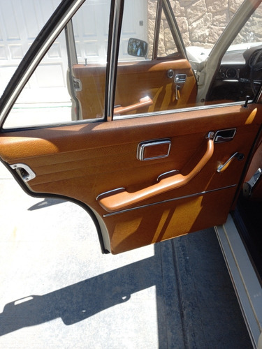 Mercedes Benz 250