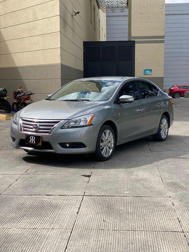 Nissan Sentra 1.8 B17 Exclusive