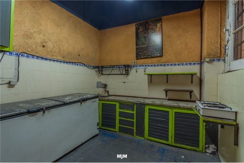 Venta Casa 7 Dormitorios, 3 Niveles Y Garages