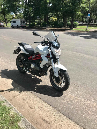 Benelli Tnt 300