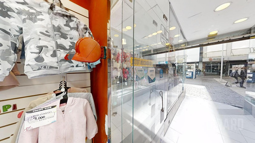 Local En Venta Con Espacio De Cochera, Zona Centro.