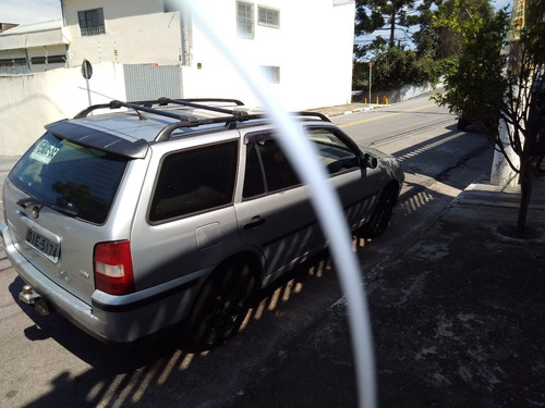 Imagem 11 de 12 de Volkswagen Parati 2002 1.0 16v Plus 5p