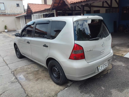 Nissan Livina 2011 1.6 Flex 5p