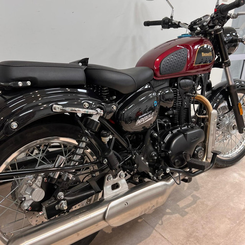 Imagen 16 de 23 de Benelli Imperiale 400