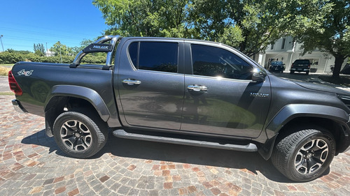Toyota Hilux Pick-up 2.8 Cd Srx 204cv 4x4 At