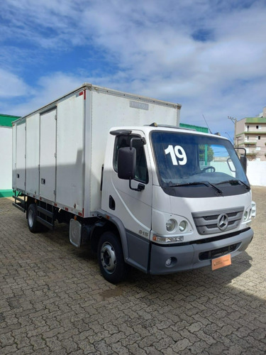 Mb Accelo 815 Mt 4x2 2018/2019 C/ Furgão Carga Seca