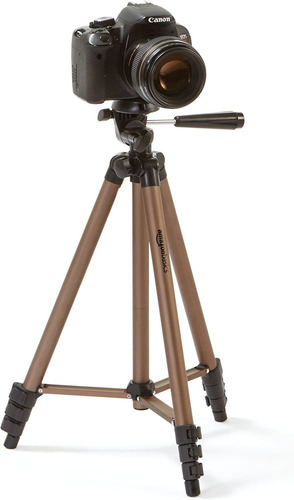 Trípode Para Cámara Amazon Basics, 127 Cm, Aluminio, 360°