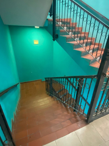 Se Vende Oficina Comercial , Centro Comercial Plaza Mayor, Lecheria. Anzoategui