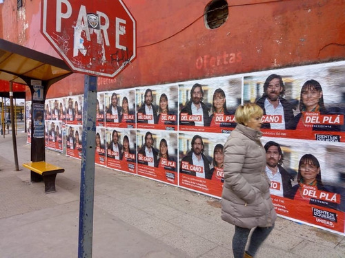 Imagen 2 de 10 de Afiches Vía Pública, Impresión, Fijación, Pegatinas, Pegado
