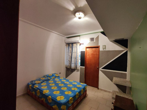 Imagen 8 de 13 de Casa En Alquiler Vacacional Chichiriviche Ciudad Flamingo